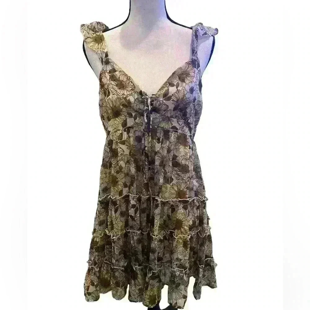 NWOT BOUTIQUE FLOWER FLOWY DRESS - Picture 1 of 2